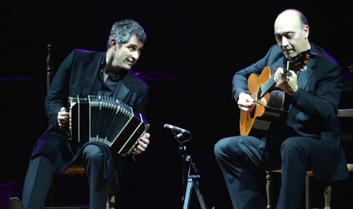 El tango argentino y el flamenco se fusionan en el escenario del Teatro Chapí de Villena con 
