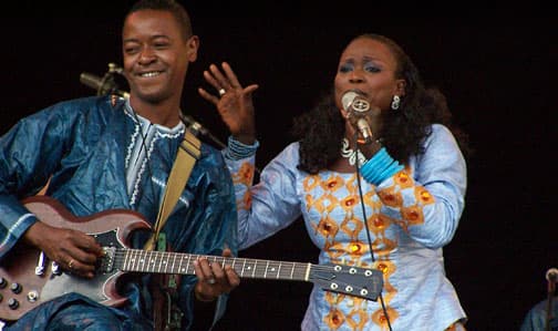 El festival La Mar de Músicas rinde homenaje a la cantante de Mali Oumou Sangaré
