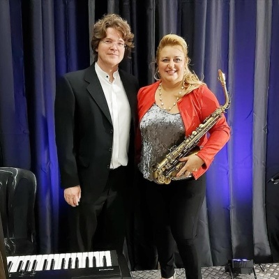 Canciones del Mundo; El concierto de Montse Bermúdez, Soprano y Saxofonista 