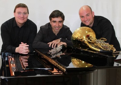 Trío Molbe: Jacobo Díaz Giráldez, oboe, David Cuenca Lacruz, trompa y Huberto Glez-Caballos Sanjuán. piano